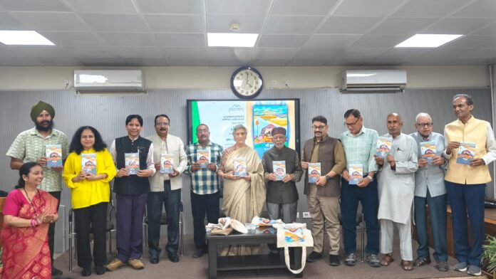 यह निबंध नहीं, निर्बंध विद्या है – डॉ० सविता मोहन